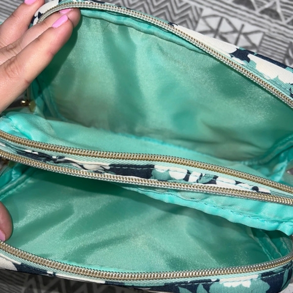 Makeup bags - Picture 3 of 3